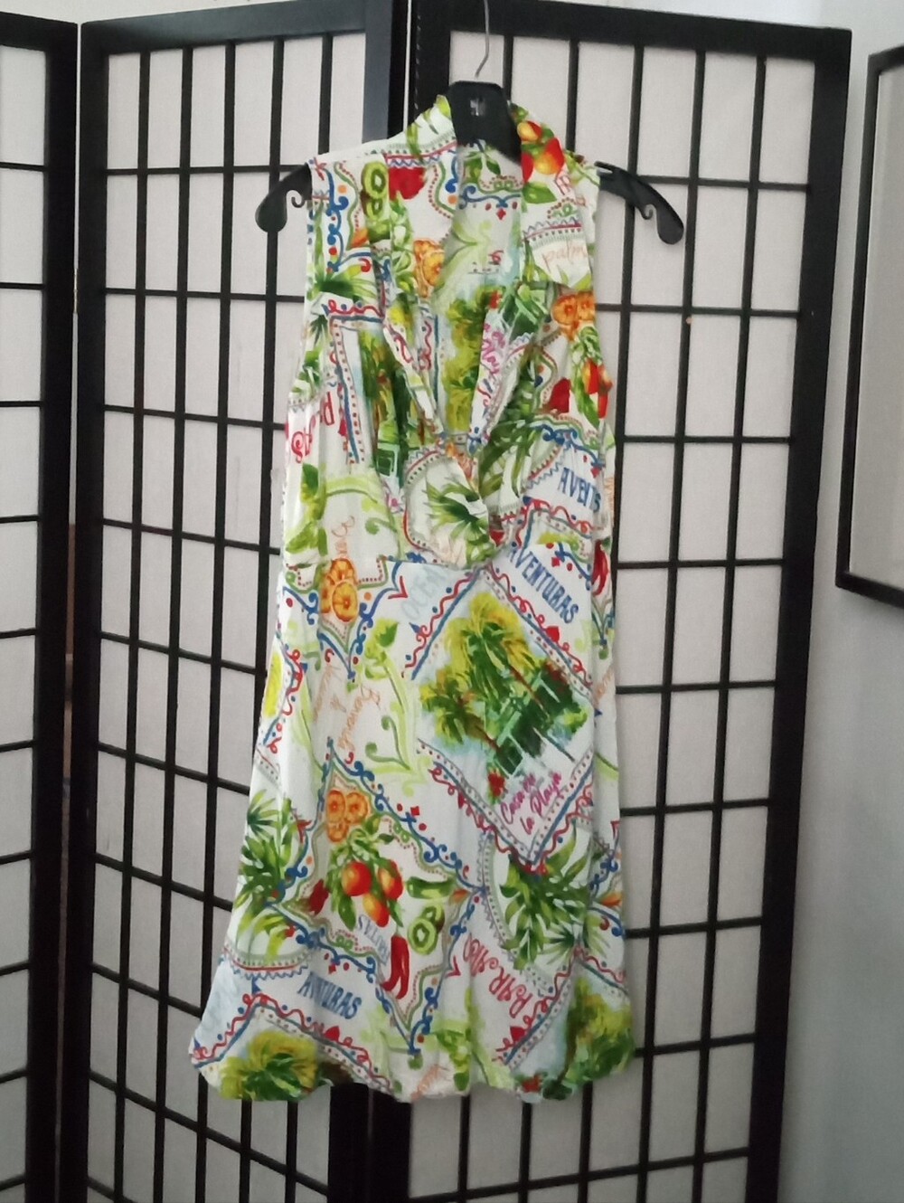Sleeveless Tropical Print A-Line Dress - White & Green